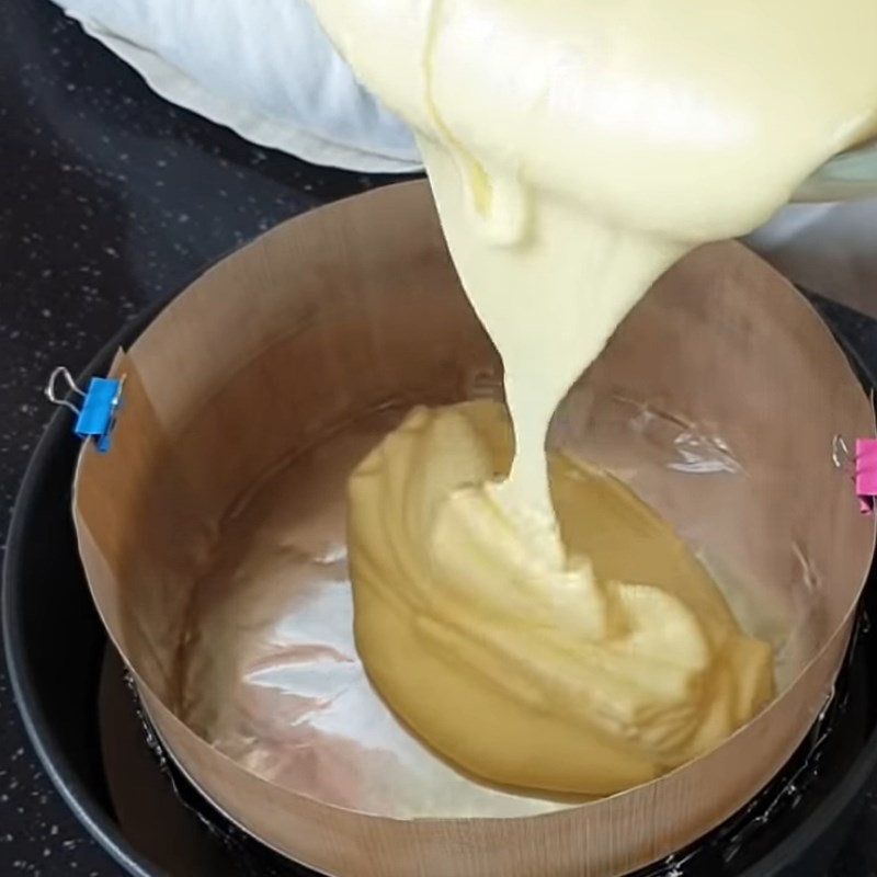 Bước 8 Đổ khuôn, nướng bánh Bánh phô mai nướng dứa