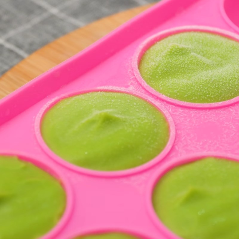 Bước 3 Đổ khuôn và làm đông nhân bơ Bánh bao nhân bơ