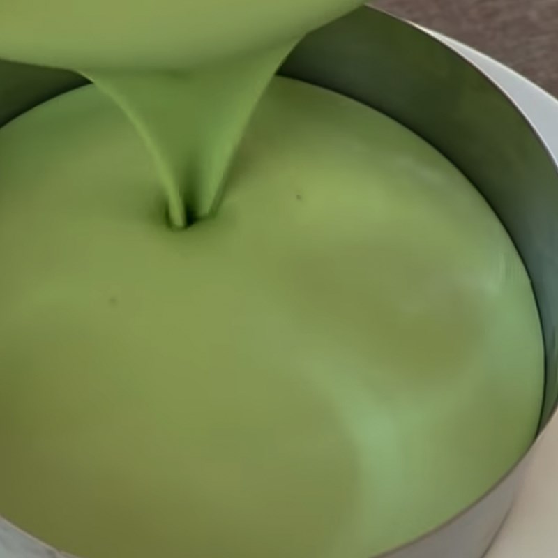 Bước 6 Đổ khuôn và trang trí Cheesecake trà xanh (matcha)
