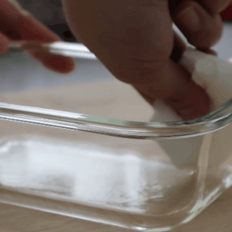 Bước 3 Đổ khuôn Pudding sữa dừa