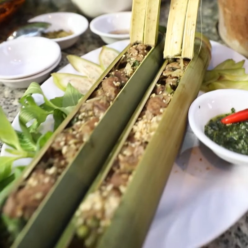 Bước 4 Thành phẩm Bò nướng ống tre