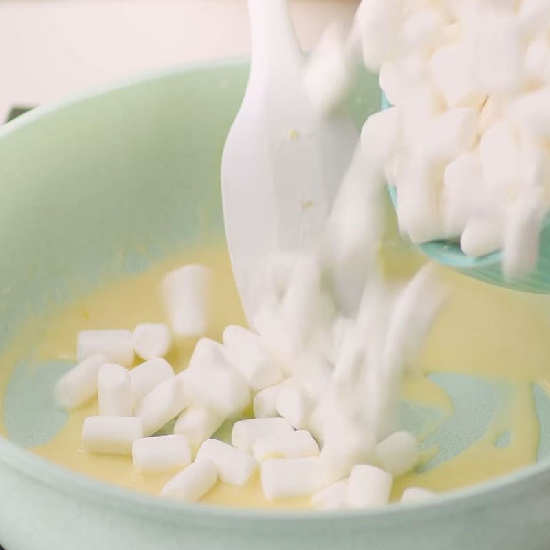 Bước 1 Đun chảy marshmallow Kẹo nougat sữa dừa cà phê