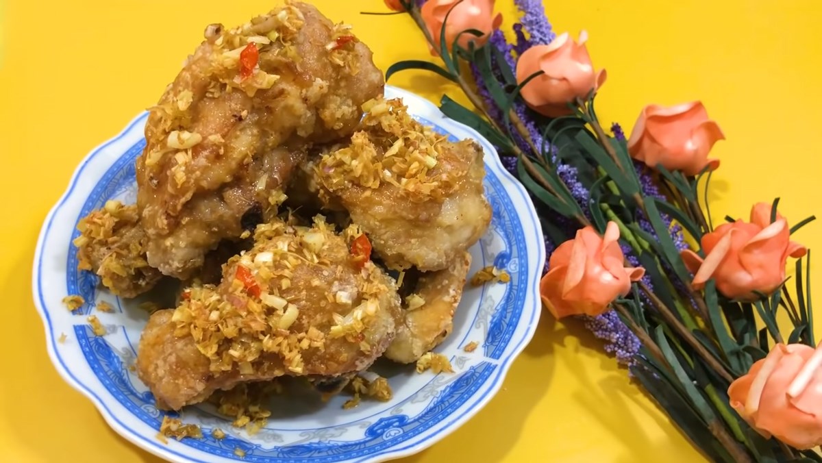 Gà chiên sả ớt tỏi