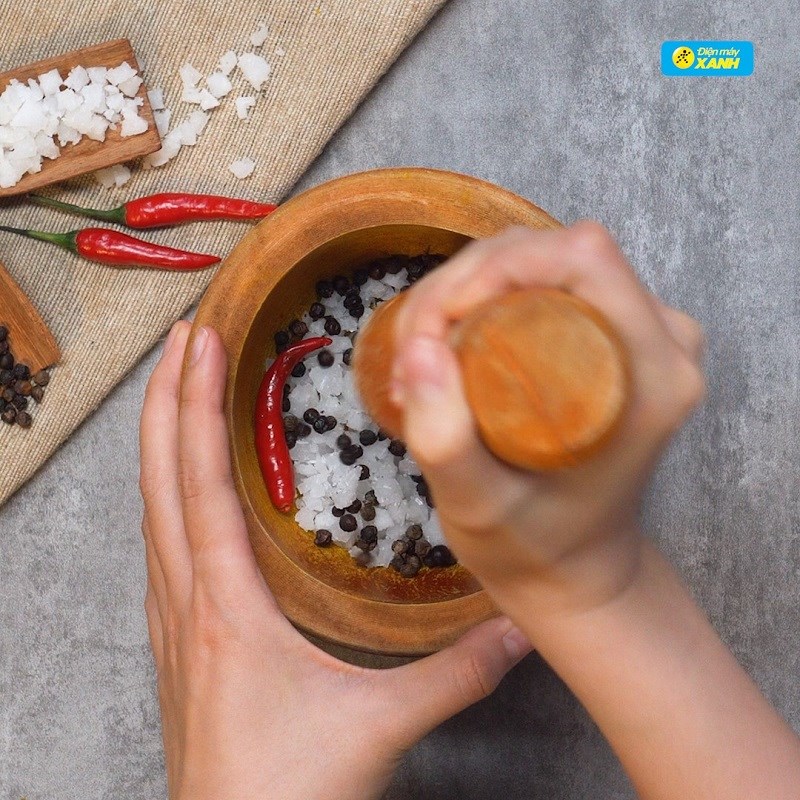 Bước 4 Làm muối chấm Gà ủ muối