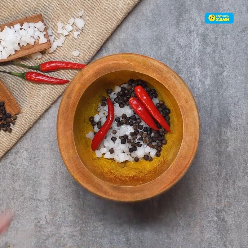 Bước 4 Làm muối chấm Gà ủ muối