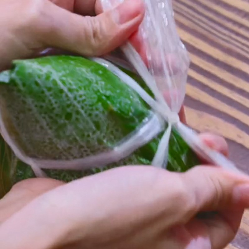 Bước 3 Gói bánh Bánh bá trạng (Công thức được chia sẻ từ TikTok Cách Nấu Ngon cùng Cách Nấu Ngon)