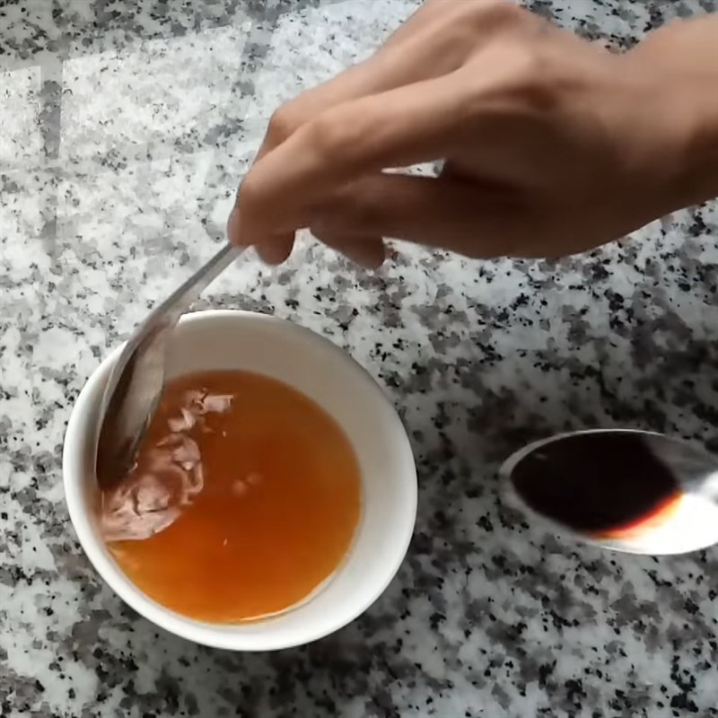 Bước 3 Làm nước trộn gỏi Gỏi dưa leo gà lát chay