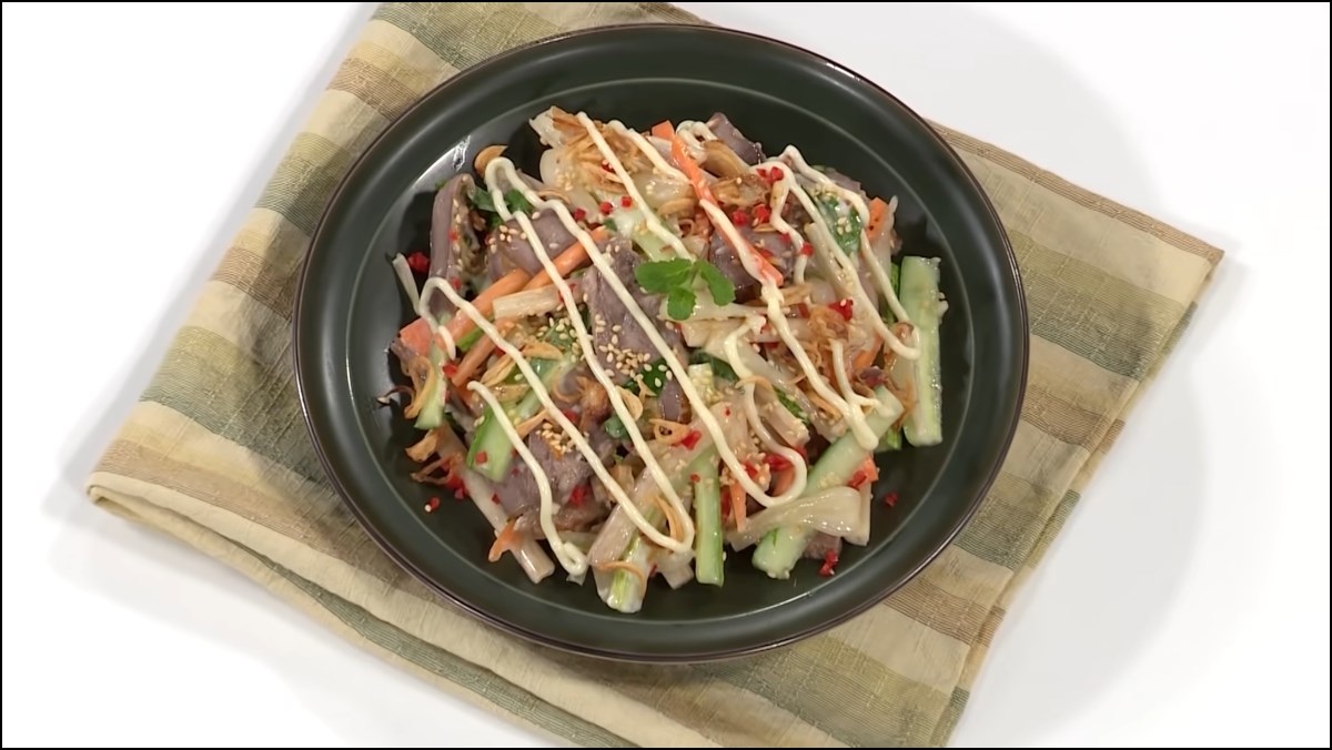 Gỏi lưỡi heo kiệu chua