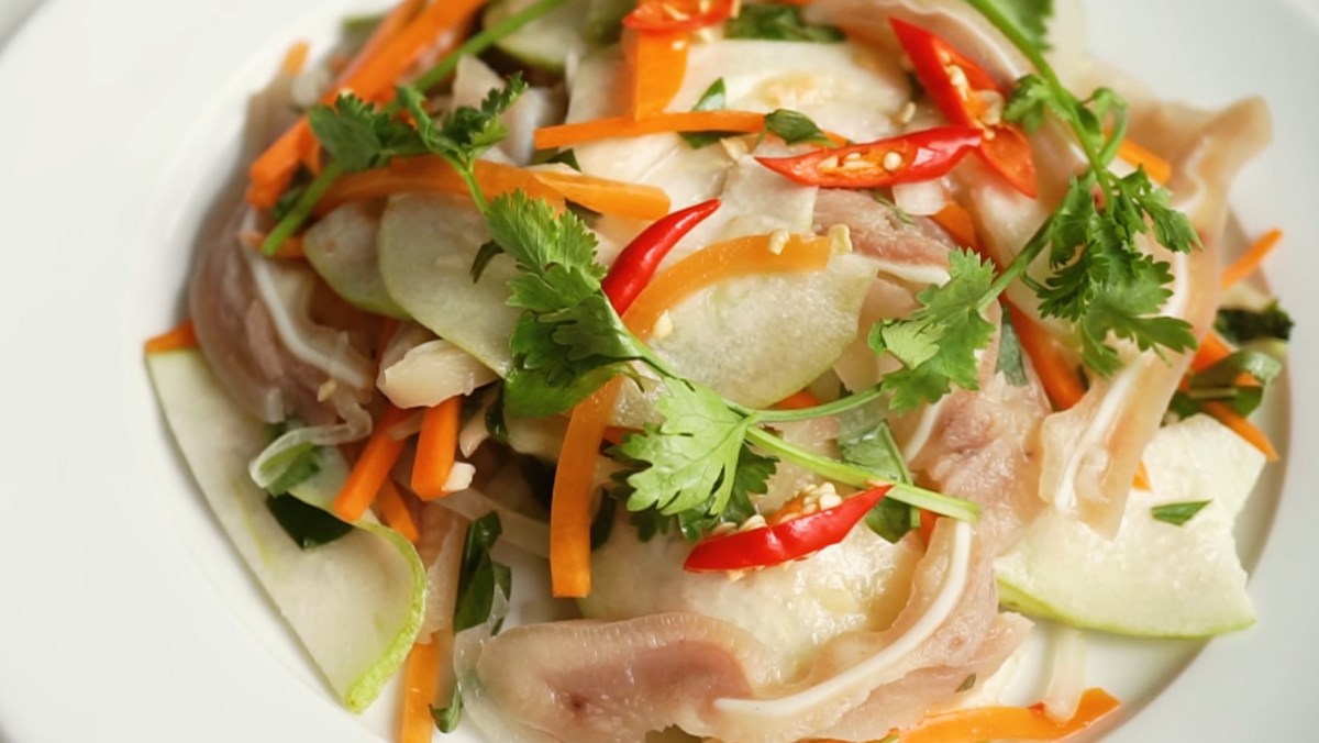 Gỏi ổi tai heo