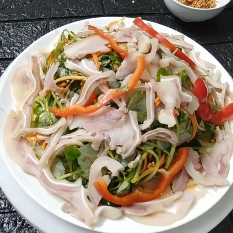 Bước 5 Thành phẩm Gỏi rau càng cua tai heo