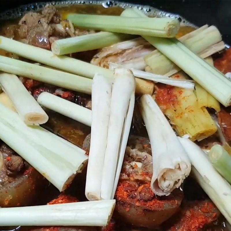 Bước 5 Hầm đuôi bò Đuôi bò hầm sả