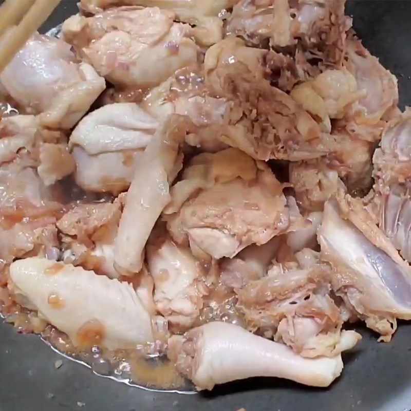 Bước 3 Hầm gà Gà hầm đậu đỏ