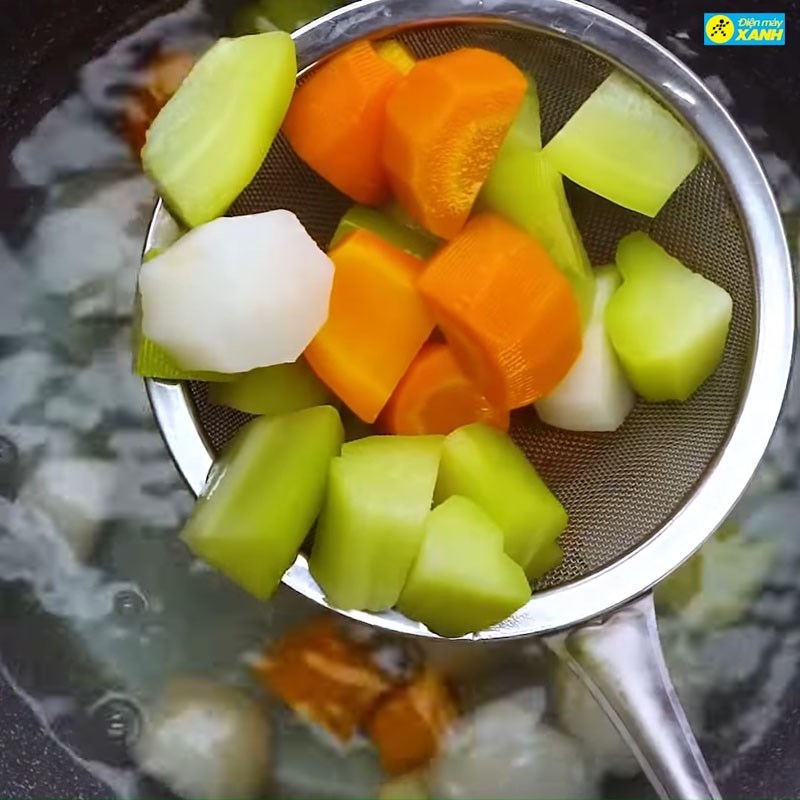 Bước 3 Hầm rau củ Bún riêu chay