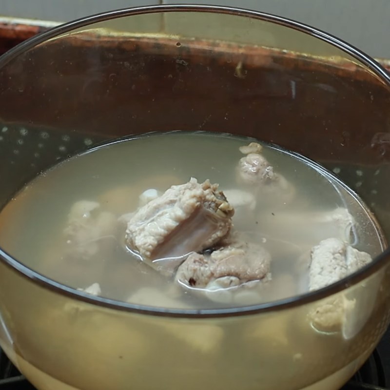Bước 3 Hầm xương Canh cải chua sườn non heo
