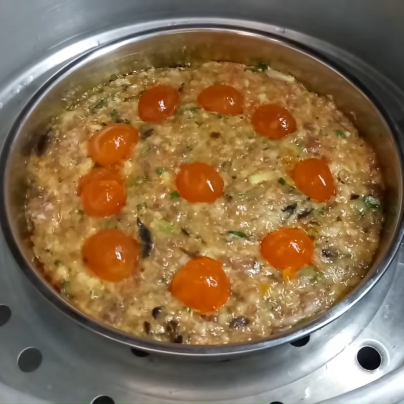 Bước 4 Hấp chả Chả trứng muối