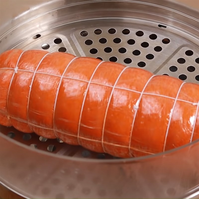 Bước 6 Hấp thịt nguội Thịt nguội bánh mì đỏ
