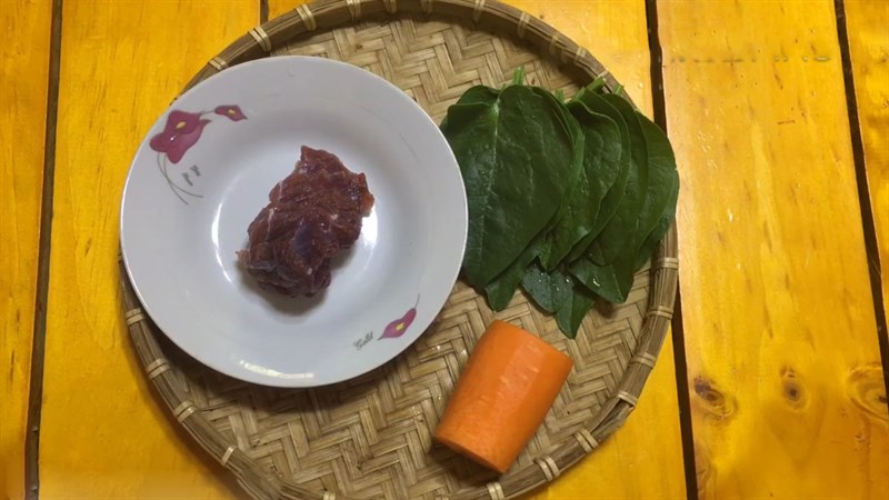 Nguyên liệu món ăn cháo thịt bò rau mồng tơi