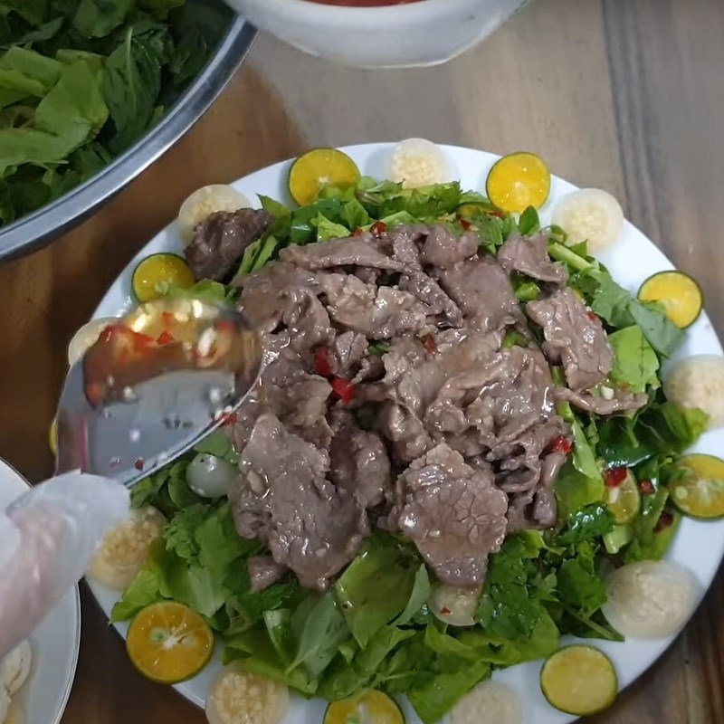 Bước 6 Hoàn thành Gỏi bò cà pháo