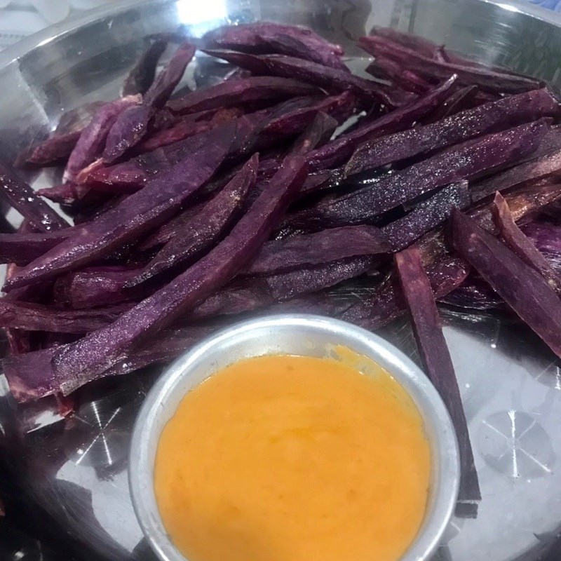 Bước 3 Hoàn thành Khoai lang tím chiên giòn