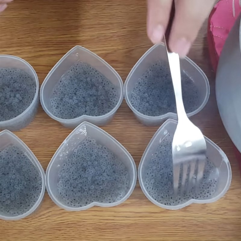 Bước 4 Hoàn thành Thạch sữa chua hạt é