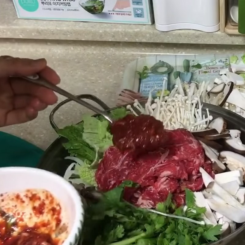 Bước 4 Hoàn thành Lẩu bò nấm