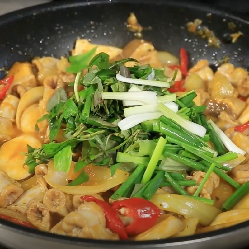 Bước 4 Hoàn thiện món ăn Lòng heo xào nấm
