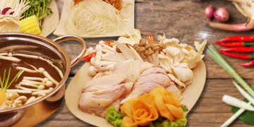 huong dan cach nau lau ga nam ngon chuan nha hang ca nha deu me 760x367 1