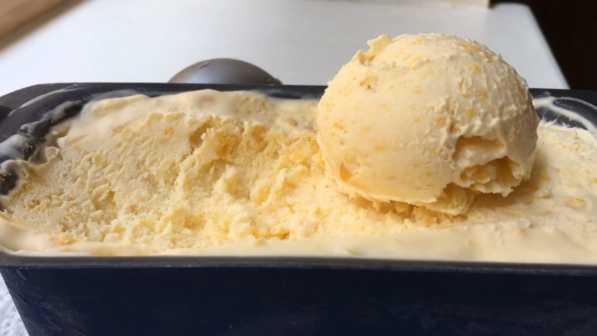 Kem trứng muối phô mai