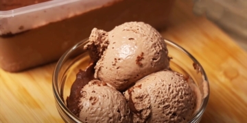2 cách làm kem milo và kem kitkat chocolate mát lạnh siêu đơn giản trong 2 bước 66 kemmilo 1200x676 1