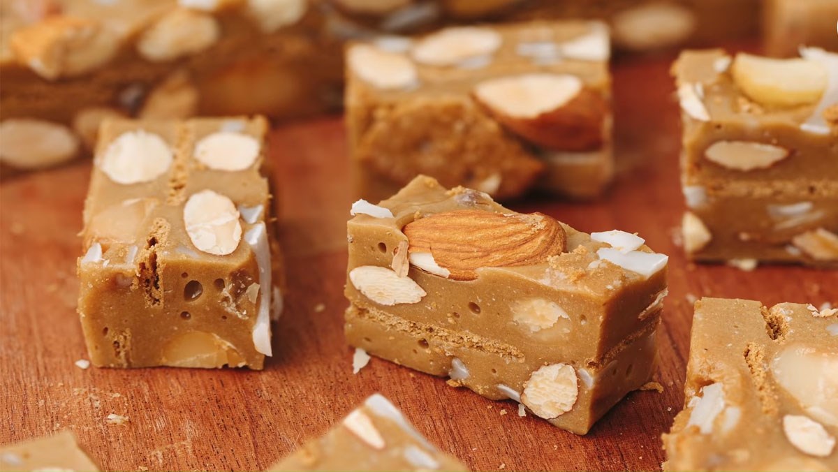 Kẹo nougat sữa dừa cà phê