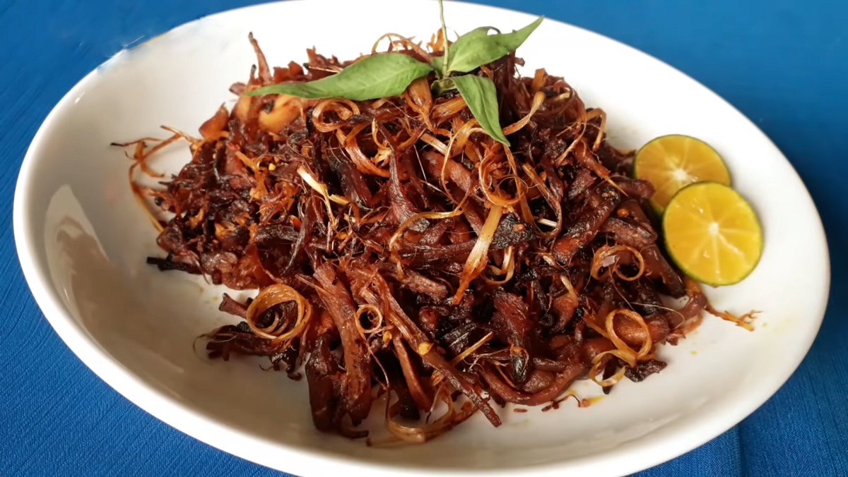 Khô bò chay từ chân nấm