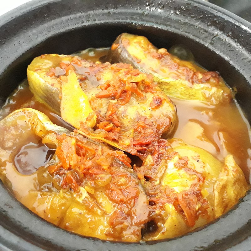 Bước 4 Kho cá Cá hú kho nghệ