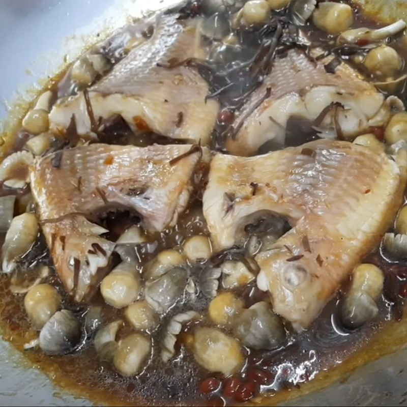 Bước 3 Kho cá Cá diêu hồng kho tương hột với nấm