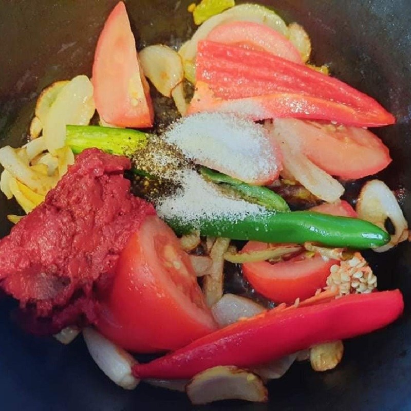 Bước 3 Kho cà tím Cà tím sốt cà chua