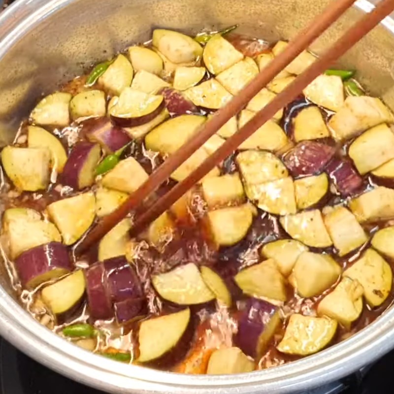 Bước 3 Kho cà tím Cà tím kho quẹt chay