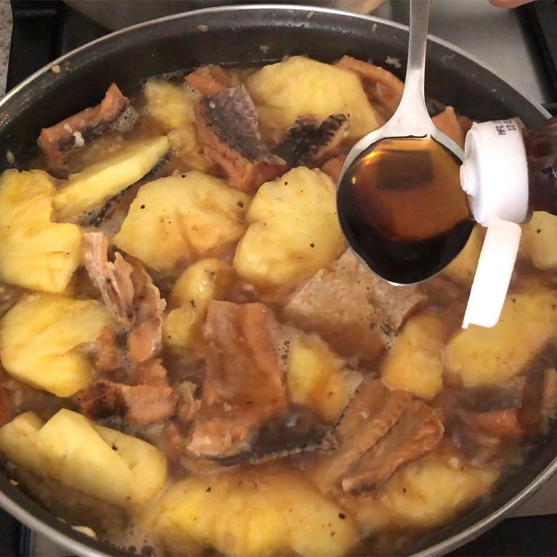 Bước 3 Kho khô cá lóc Khô cá lóc kho thơm