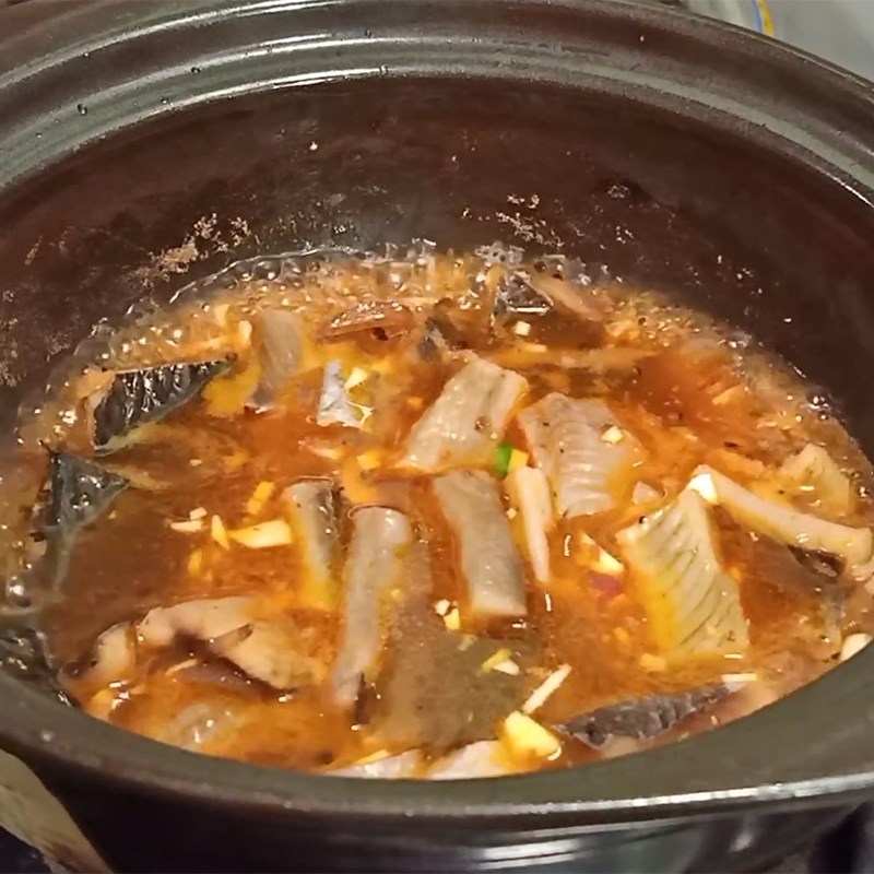 Bước 3 Kho khô cá lóc Khô cá lóc kho tiêu