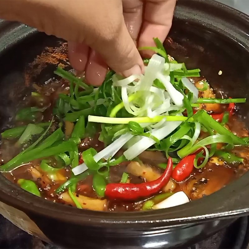 Bước 3 Kho khô cá lóc Khô cá lóc kho tiêu