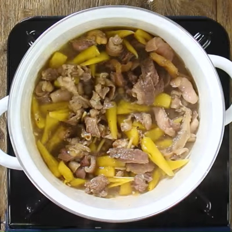Bước 4 Kho món ăn Gân bò kho dưa chua