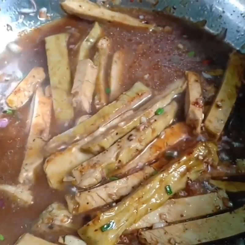 Bước 4 Kho món ăn Chả lụa chay kho tiêu