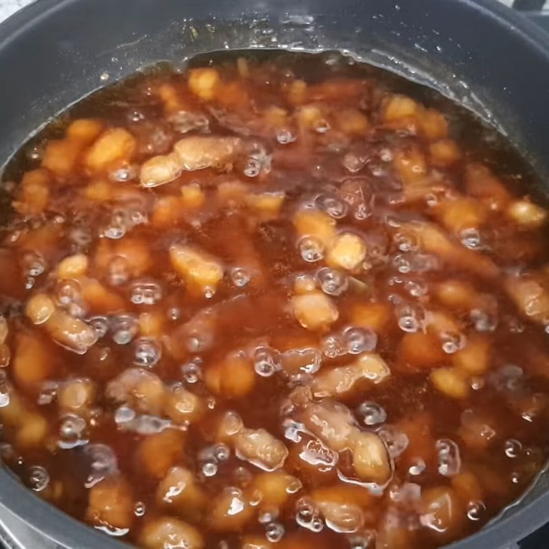Bước 3 Kho thịt Thịt kho quẹt