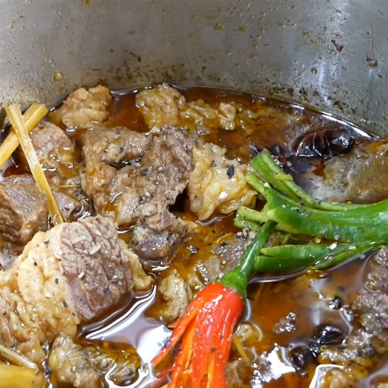 Bước 3 Kho thịt bò Thịt bò kho ngũ vị
