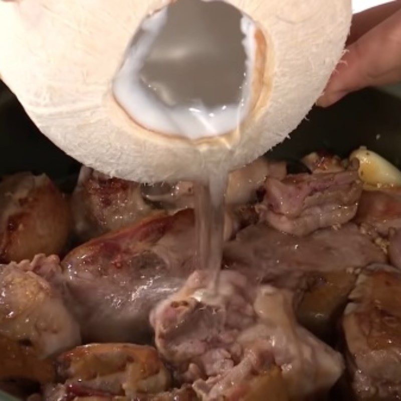Bước 4 Kho thịt vịt Vịt kho nước tương