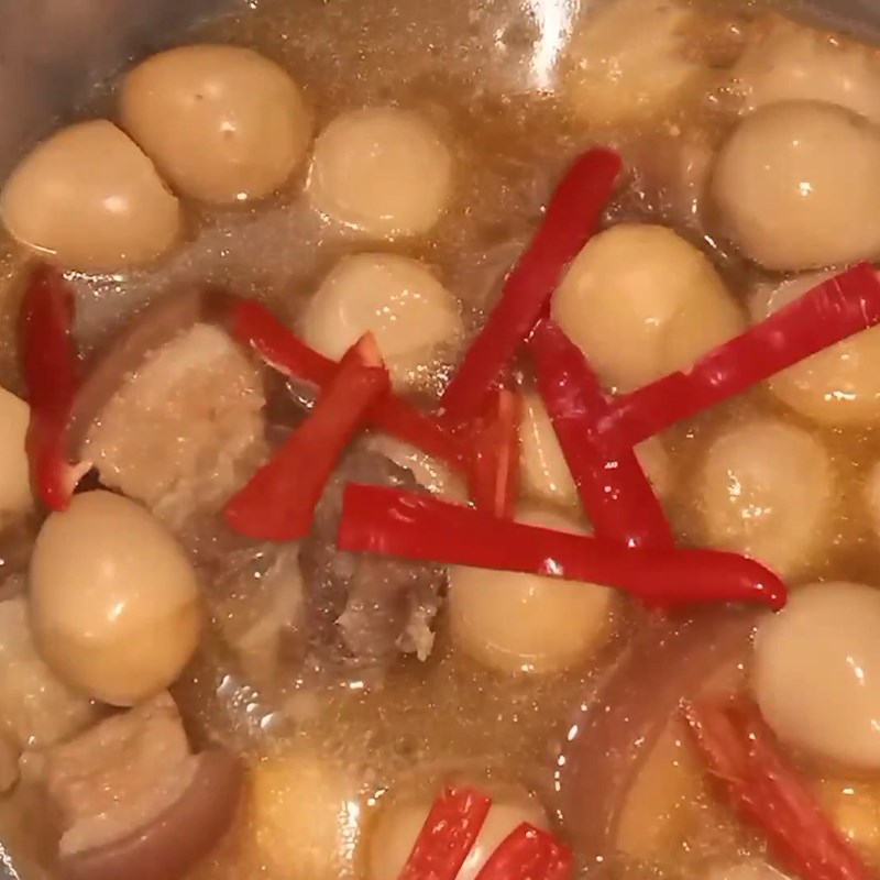 Bước 5 Kho thịt với nồi cơm điện Thịt kho trứng cút