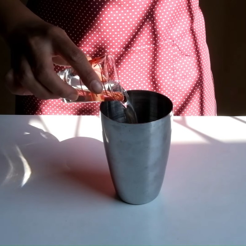 Bước 3 Lắc hỗn hợp Trà cam quýt