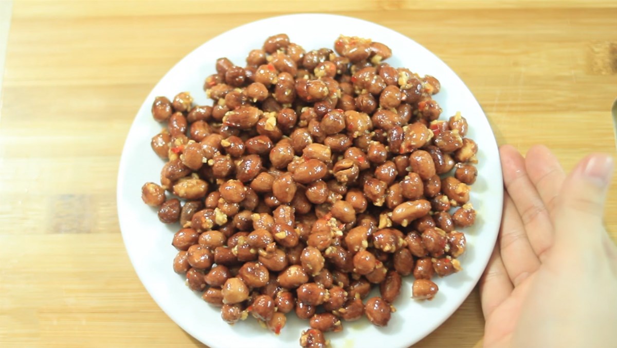 Lạc rang bơ tỏi