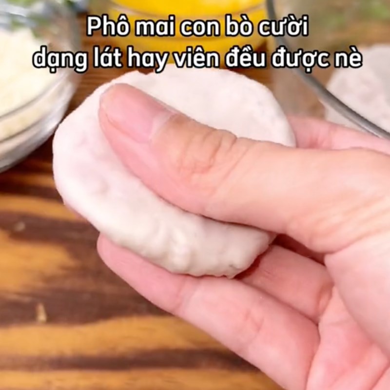 Bước 3 Làm bánh khoai môn nhân phô mai Khoai môn chiên xù nhân phô mai(Công thức từ kênh tiktok Cách Nấu Ngon cùng điện máy XANH)