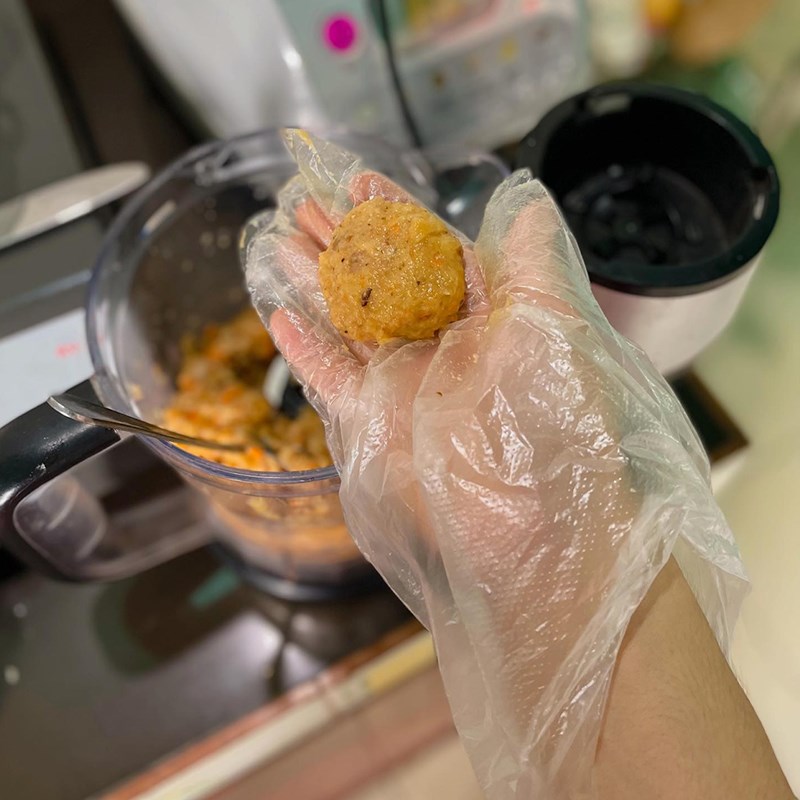 Bước 3 Làm chả gà nấm hương Chả gà nấm hương