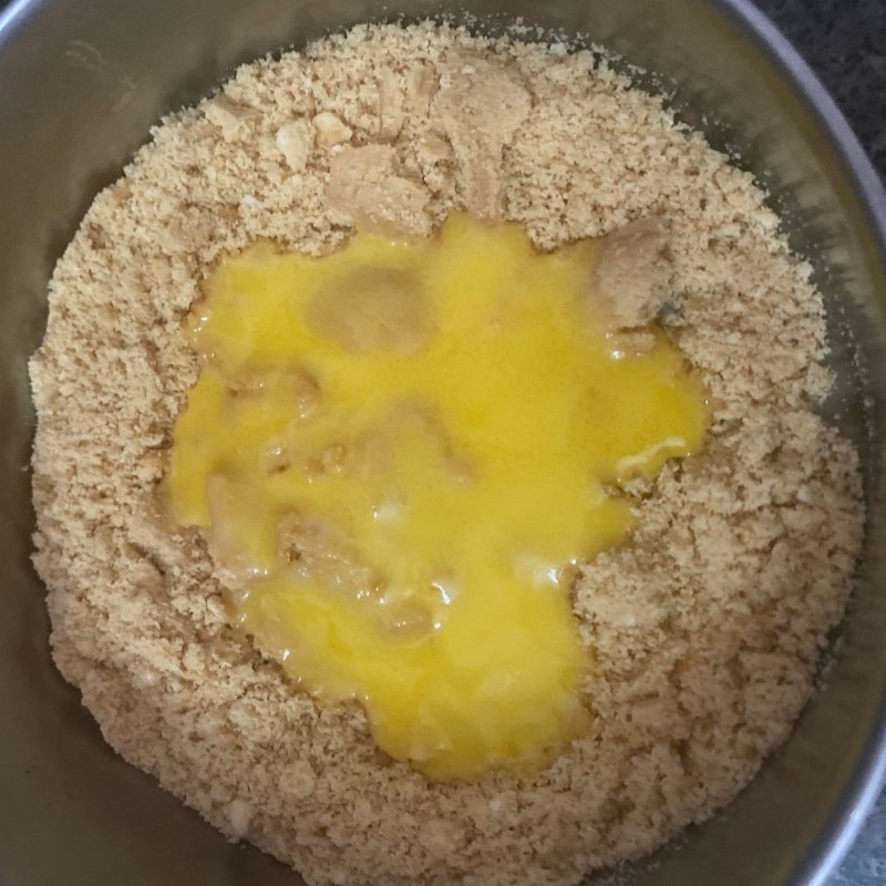 Bước 1 Làm đế bánh Cheesecake cà phê (Công thức được chia sẻ từ người dùng)