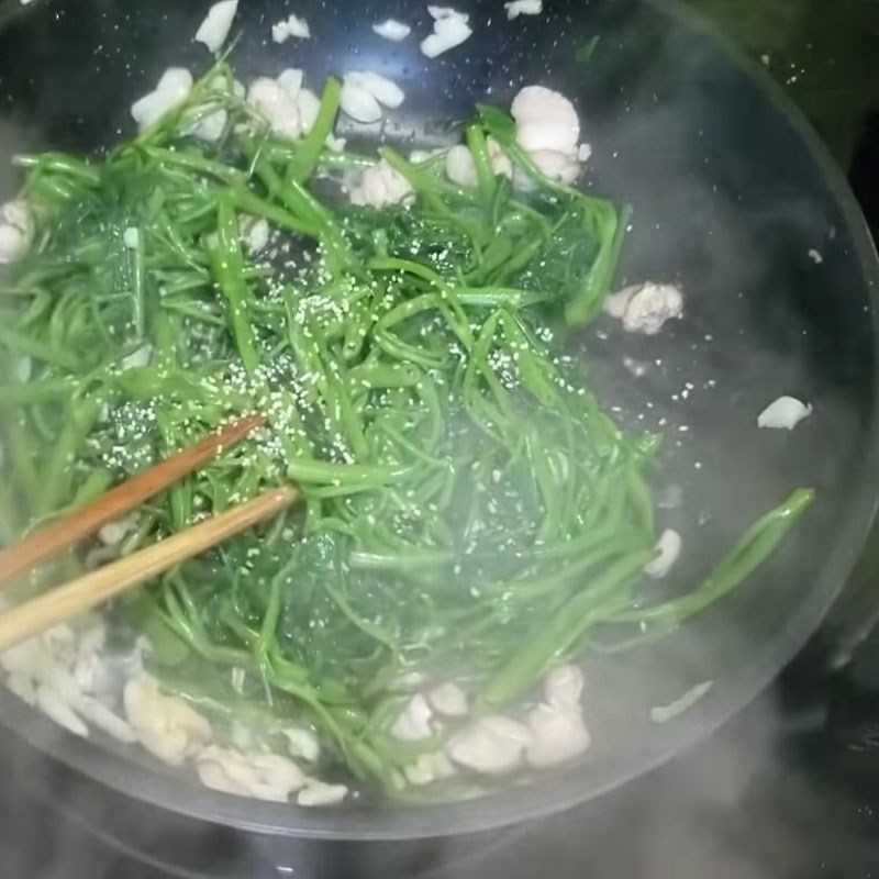 Bước 3 Làm hến xào rau muống Hến xào rau muống
